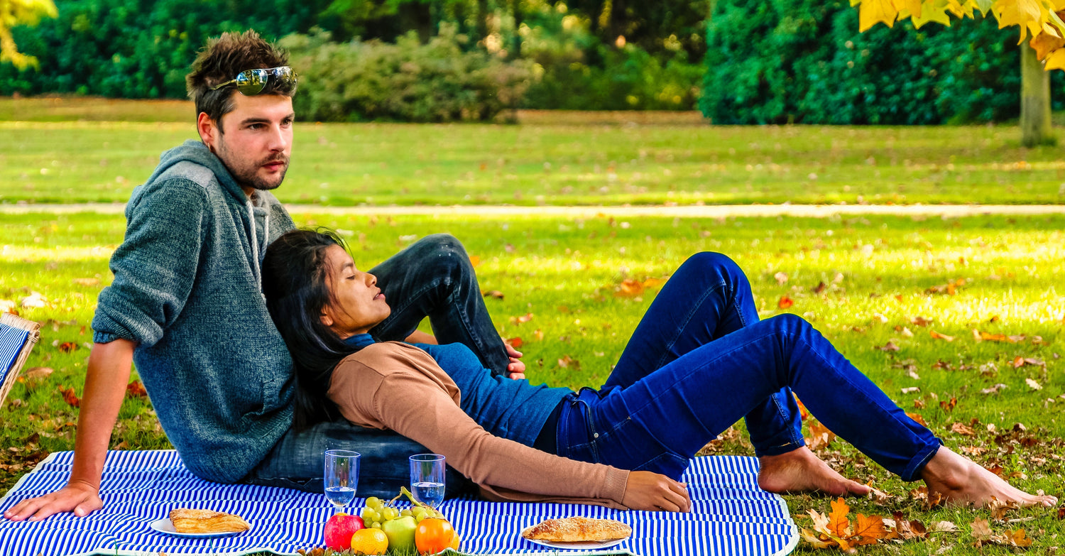 Sommer-Date-Ideen: Romantik unter freiem Himmel